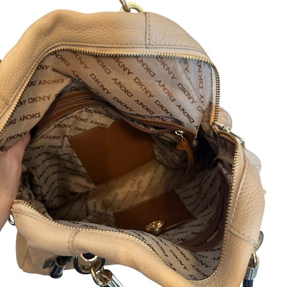 DKNY Vintage Leather Satchel Beige Black Bowler Bag Purse Handbag - Picture 7 of 11